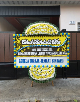 Papan Bunga Duka di Kembangan Utara