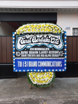 Papan Bunga Duka di Kembangan Utara